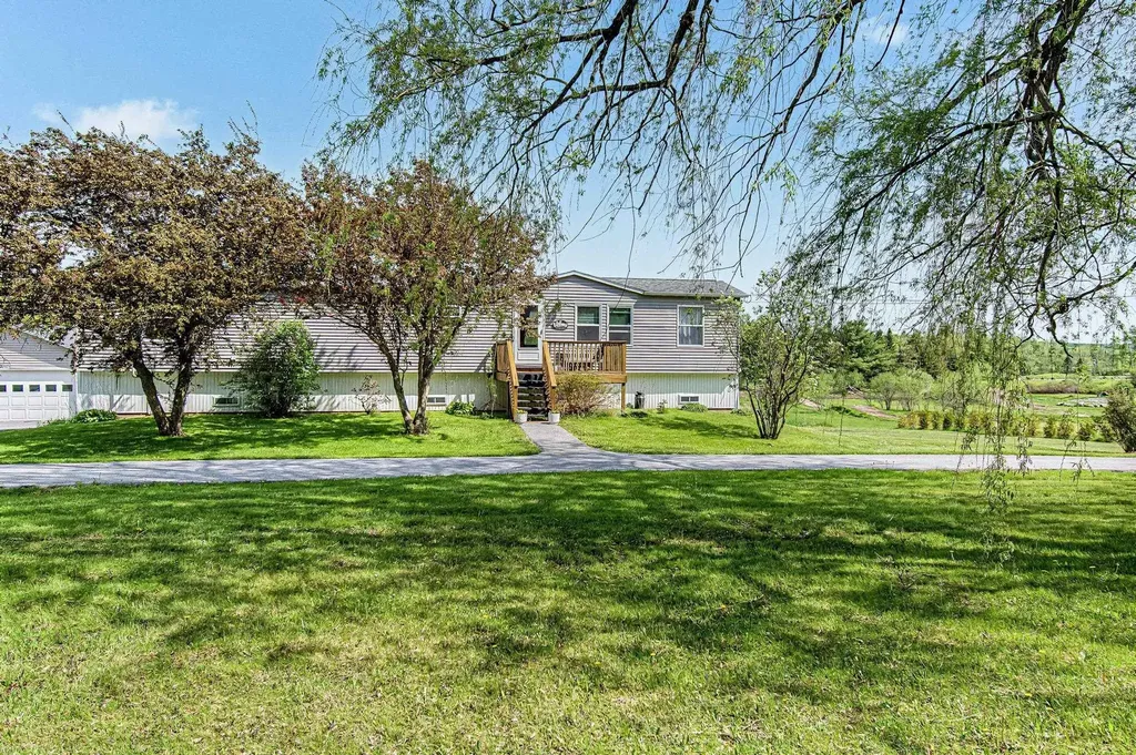 450 Bronson Road Georgia VT 05478