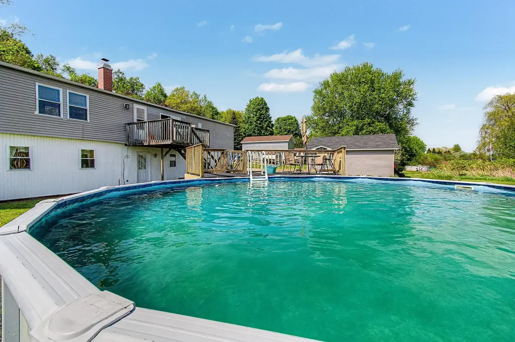 450 Bronson Road Georgia VT 05478