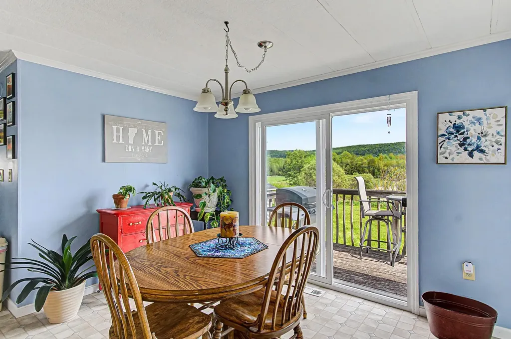 450 Bronson Road Georgia VT 05478