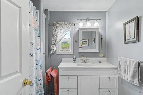 450 Bronson Road Georgia VT 05478