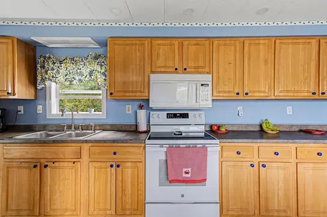 450 Bronson Road Georgia VT 05478