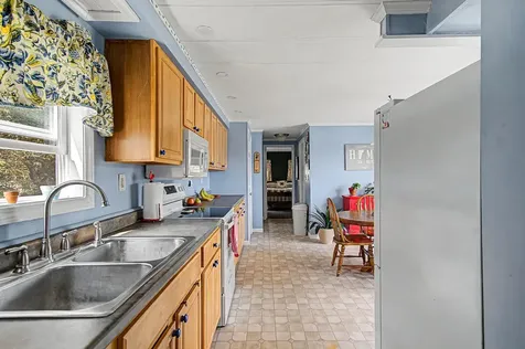 450 Bronson Road Georgia VT 05478