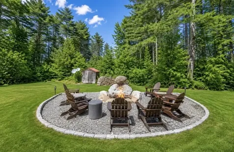 4427 West Hill Road South Jamaica VT 05343