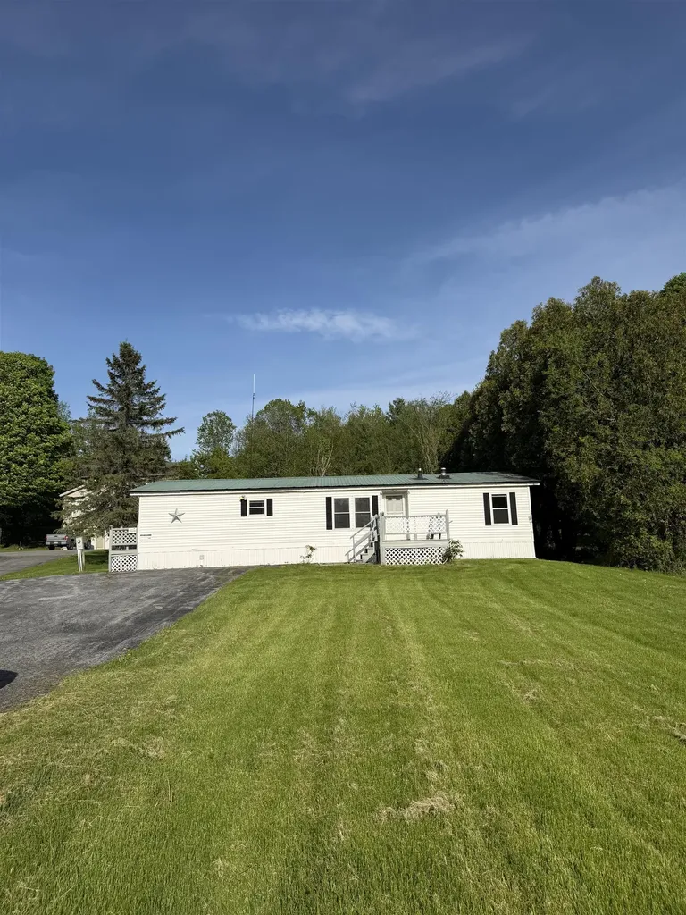 68 Railroad Street Milton VT 05468