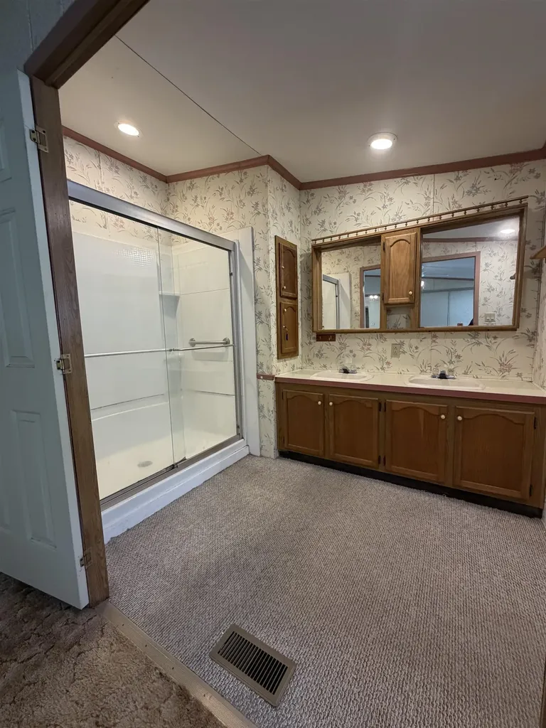 68 Railroad Street Milton VT 05468