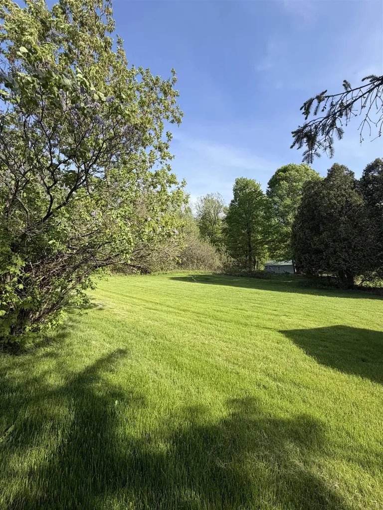 68 Railroad Street Milton VT 05468