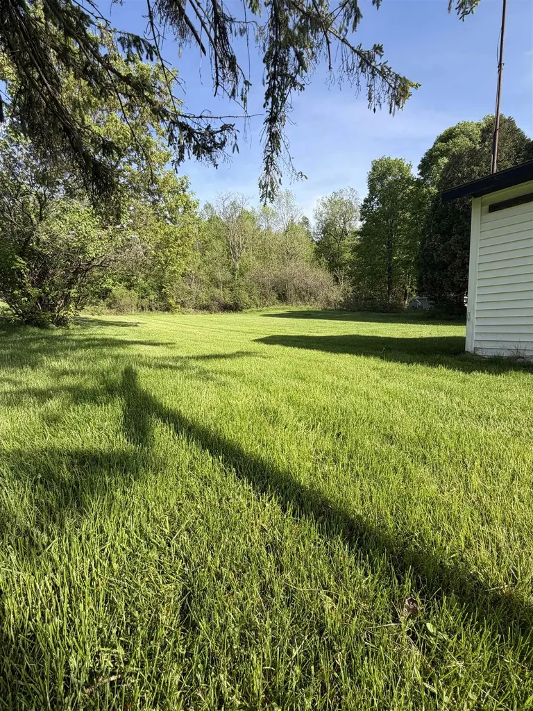 68 Railroad Street Milton VT 05468