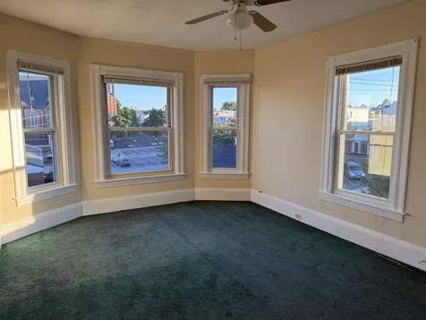 135 Amory Street Manchester NH 03102