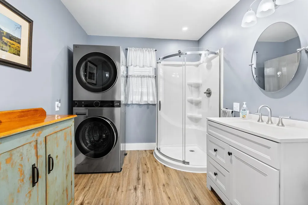 15 Hillcrest Drive Lebanon NH 03766