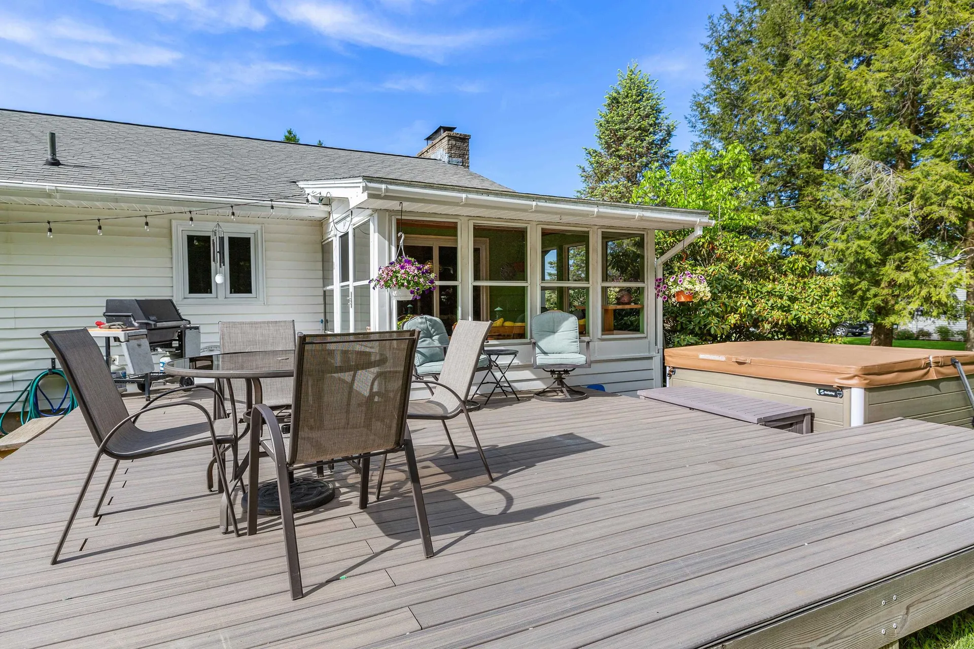 15 Hillcrest Drive Lebanon NH 03766
