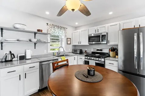 15 Hillcrest Drive Lebanon NH 03766