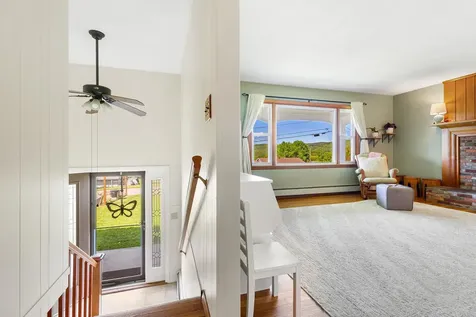 15 Hillcrest Drive Lebanon NH 03766