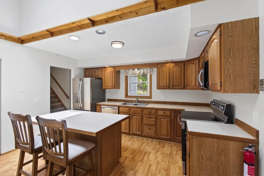 58 Penny Lane Laconia NH 03246