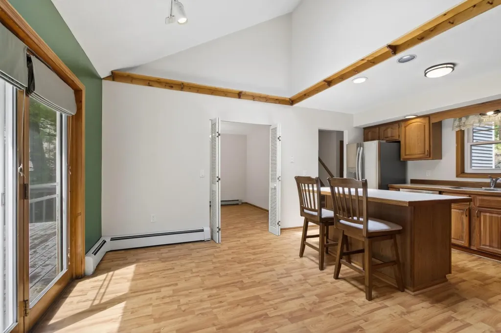 58 Penny Lane Laconia NH 03246