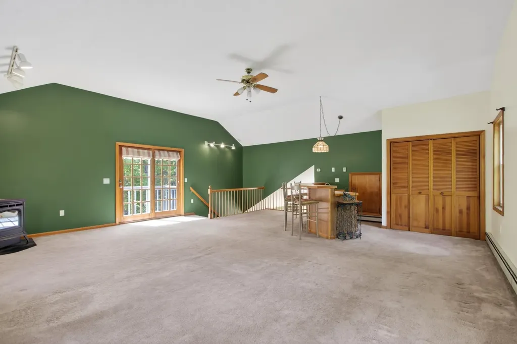 58 Penny Lane Laconia NH 03246