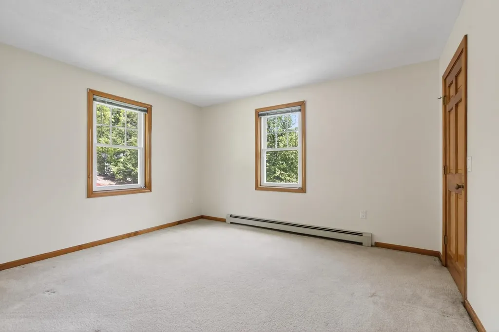 58 Penny Lane Laconia NH 03246