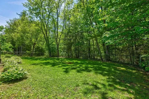 58 Penny Lane Laconia NH 03246