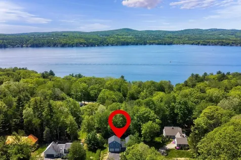 58 Penny Lane Laconia NH 03246