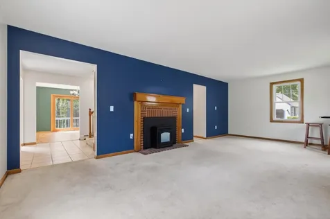 58 Penny Lane Laconia NH 03246