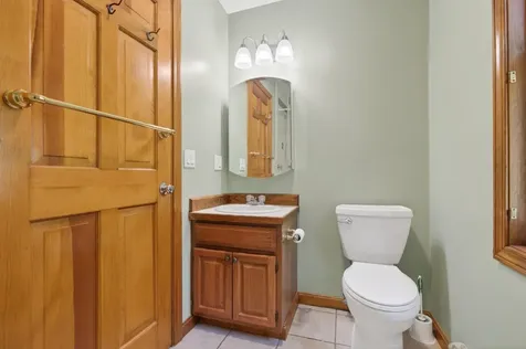 58 Penny Lane Laconia NH 03246