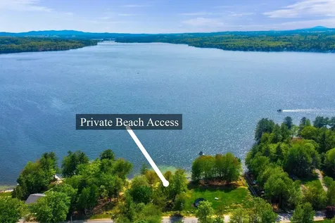 58 Penny Lane Laconia NH 03246