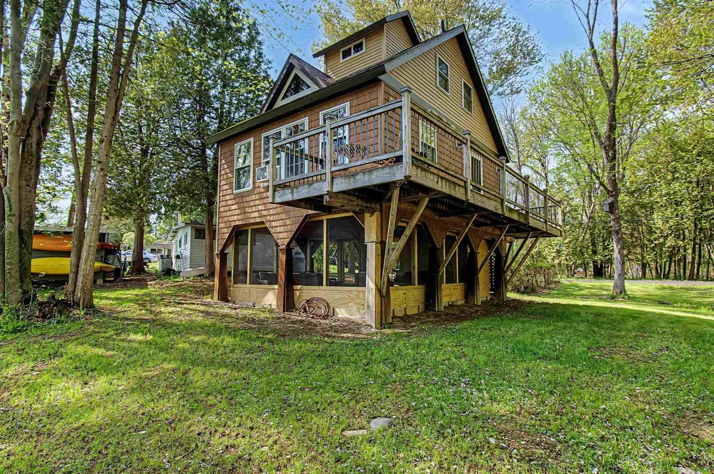 11 Hojaboom Road St. Albans Town VT 05478