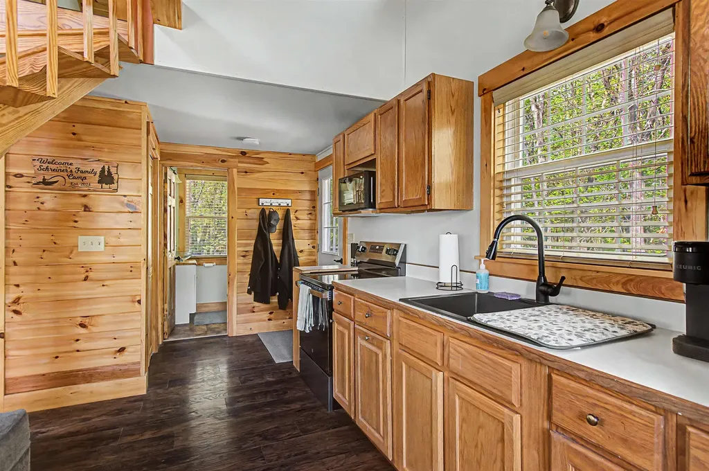 11 Hojaboom Road St. Albans Town VT 05478
