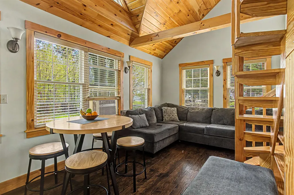 11 Hojaboom Road St. Albans Town VT 05478
