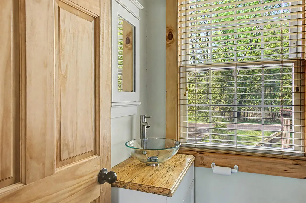 11 Hojaboom Road St. Albans Town VT 05478