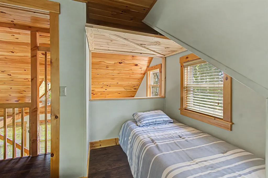 11 Hojaboom Road St. Albans Town VT 05478