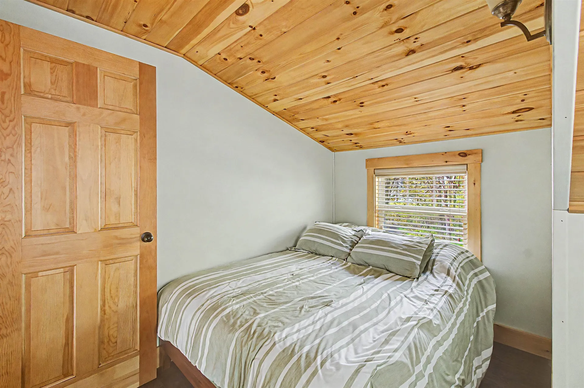 11 Hojaboom Road St. Albans Town VT 05478