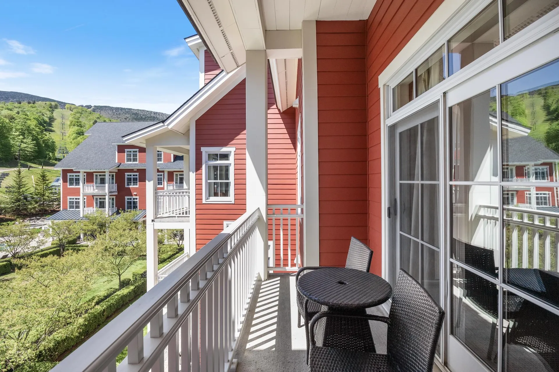 102 Forest Drive Warren VT 05674