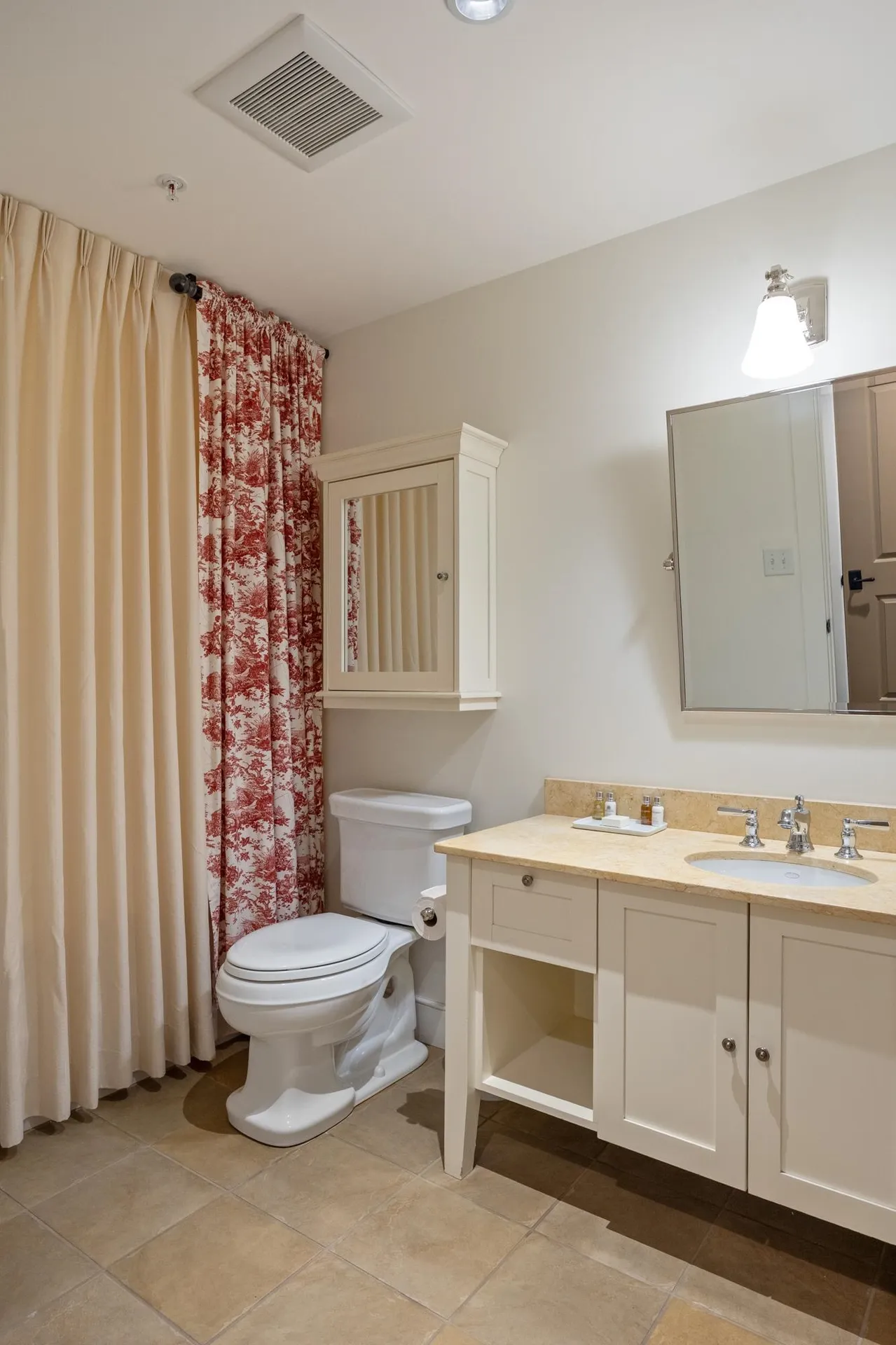 102 Forest Drive Warren VT 05674