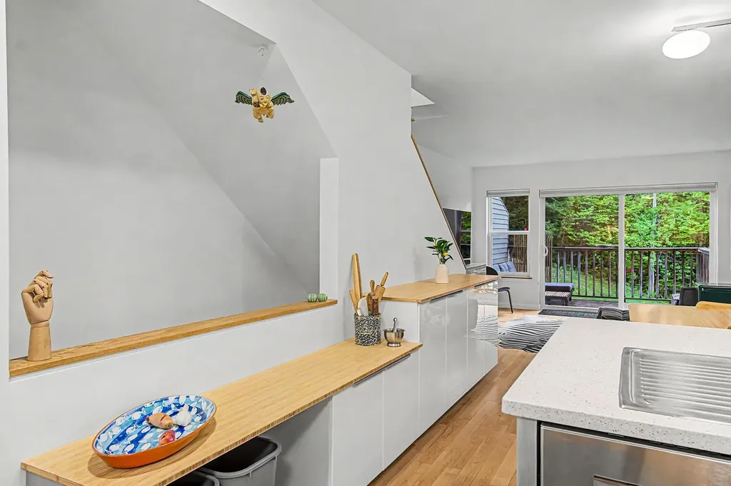 306 Redrock Drive Burlington VT 05401