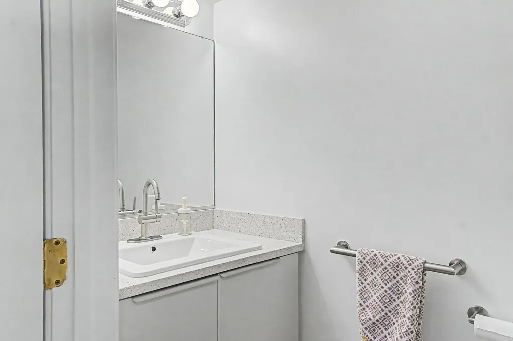 306 Redrock Drive Burlington VT 05401