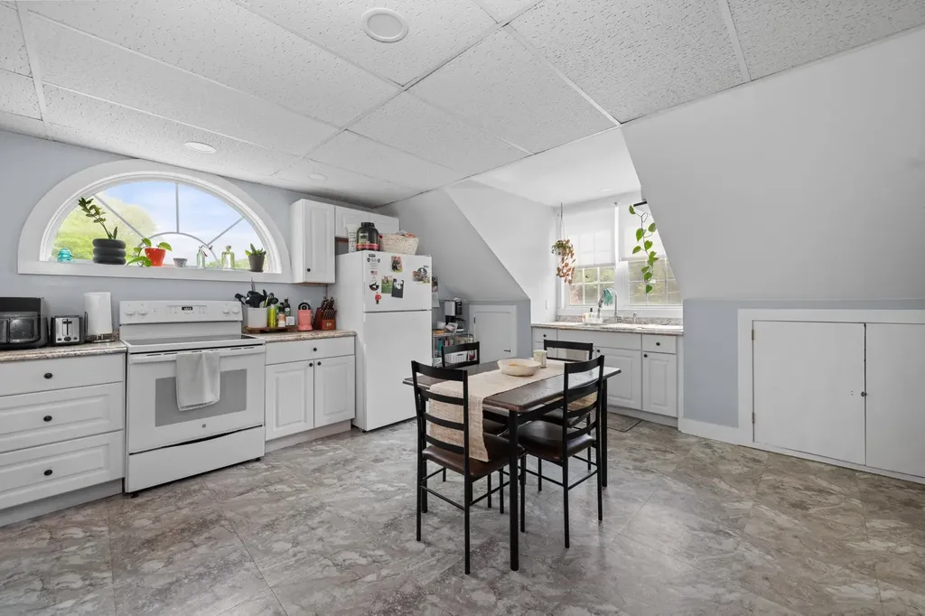 459 Lake Street Bristol NH 03222