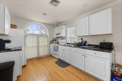 459 Lake Street Bristol NH 03222