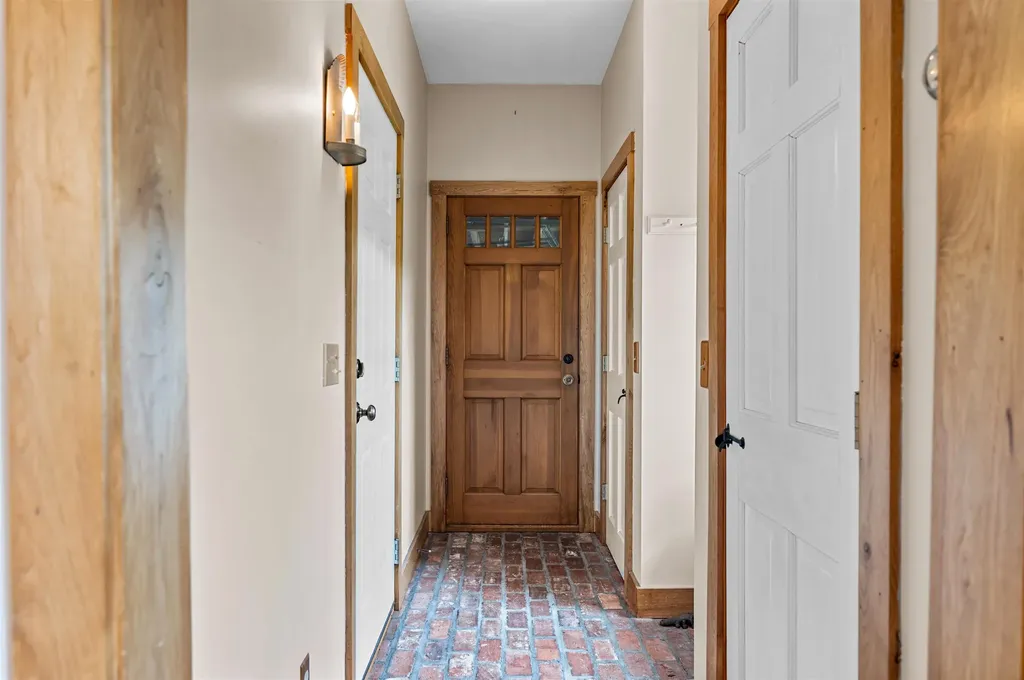 1402 Randolph Road Morristown VT 05661