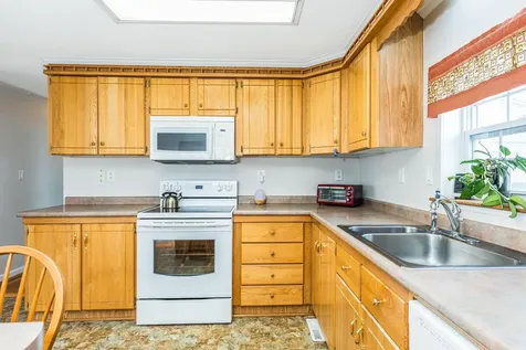 27 Watercress Drive Rochester NH 03868