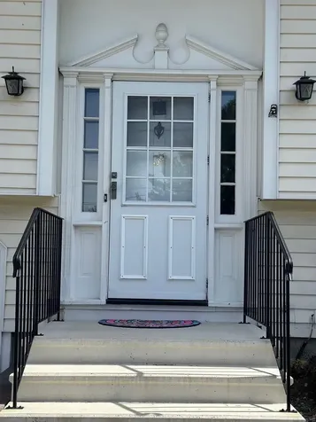 38 Parkside Road New London NH 03257