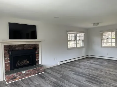 38 Parkside Road New London NH 03257