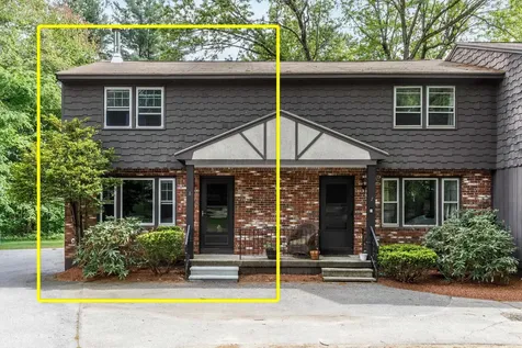 8 Midridge Circle Londonderry NH 03053