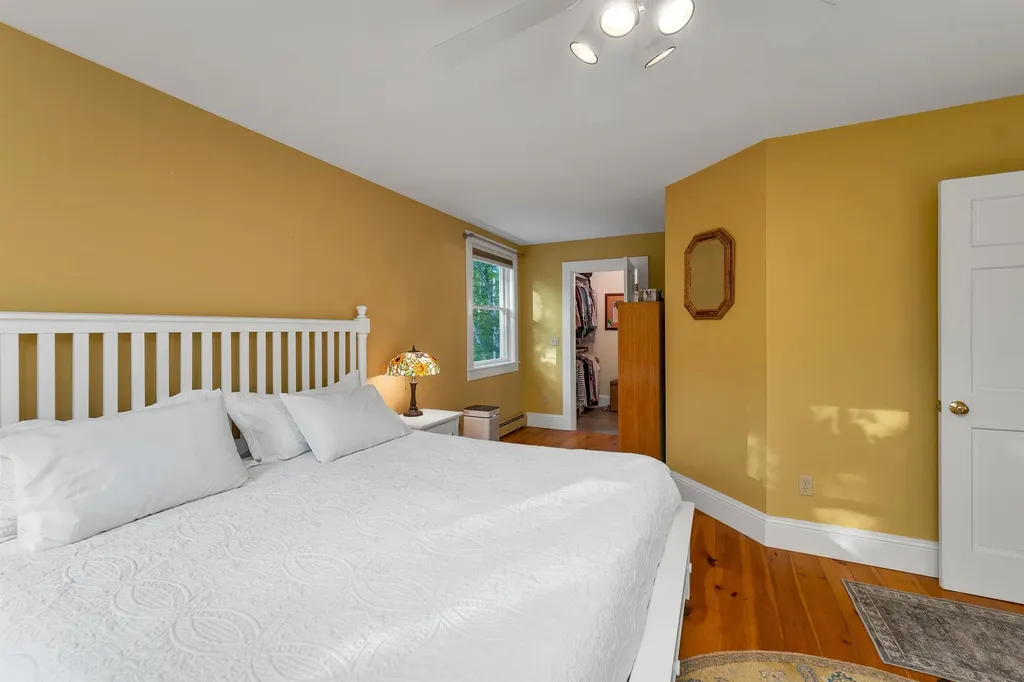 9 Highland Ridge Road Barrington NH 03825