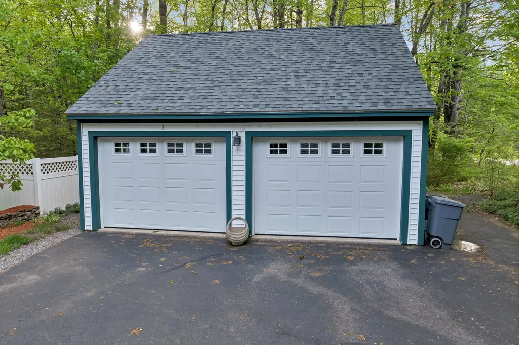 9 Highland Ridge Road Barrington NH 03825