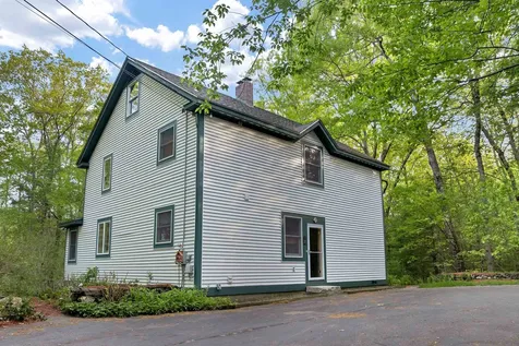 9 Highland Ridge Road Barrington NH 03825