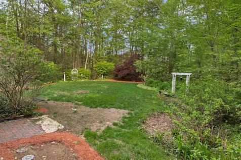 9 Highland Ridge Road Barrington NH 03825
