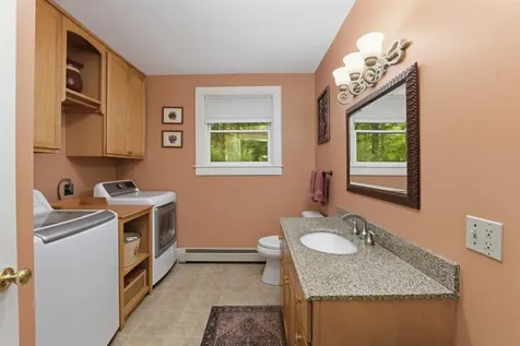 9 Highland Ridge Road Barrington NH 03825