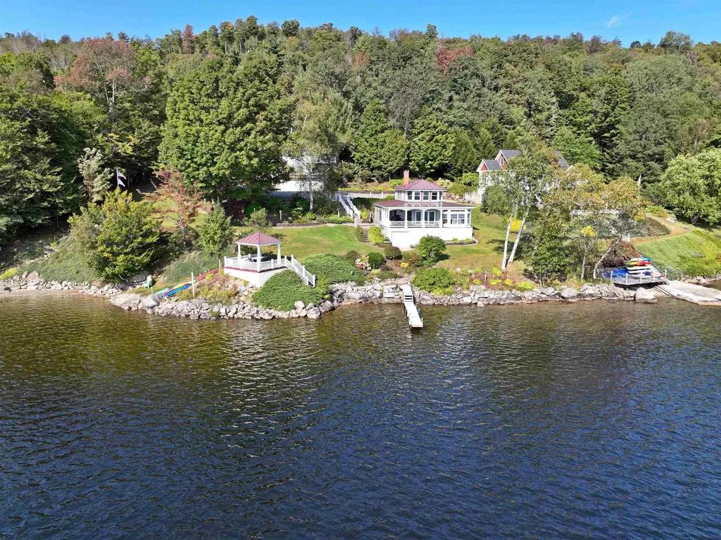 1661 & 1662 Pageant Park Road Barton VT 05822