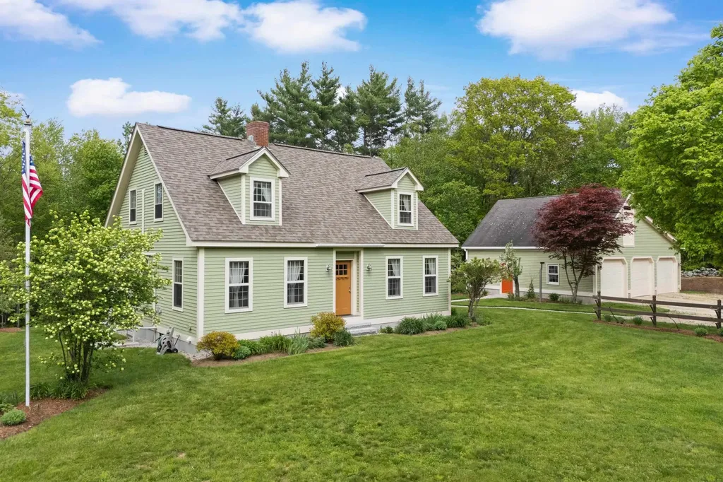 207 Webster Mills Road Pittsfield NH 03263