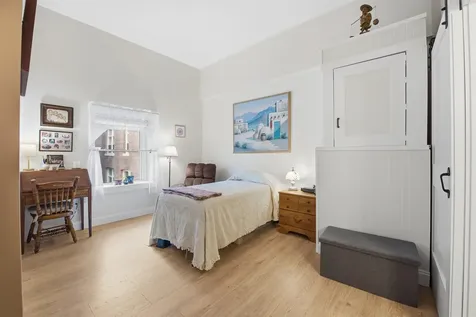 15 Mount Saint Mary's Way Hooksett NH 03106